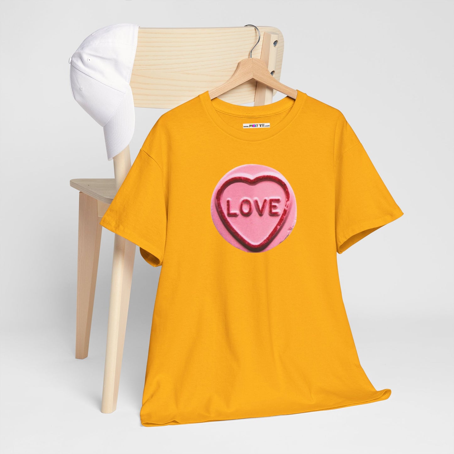 SWEETHEARTLOVE Unisex Heavy Cotton Tee