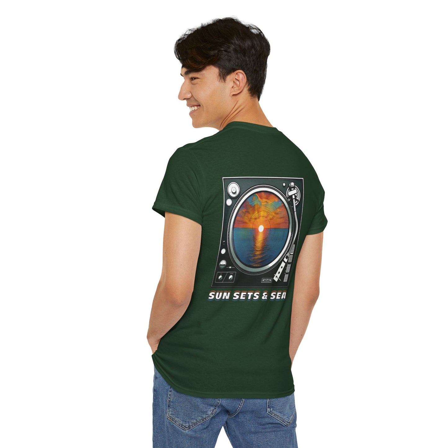 SUN SETS & SEA Unisex Heavy Cotton Tee