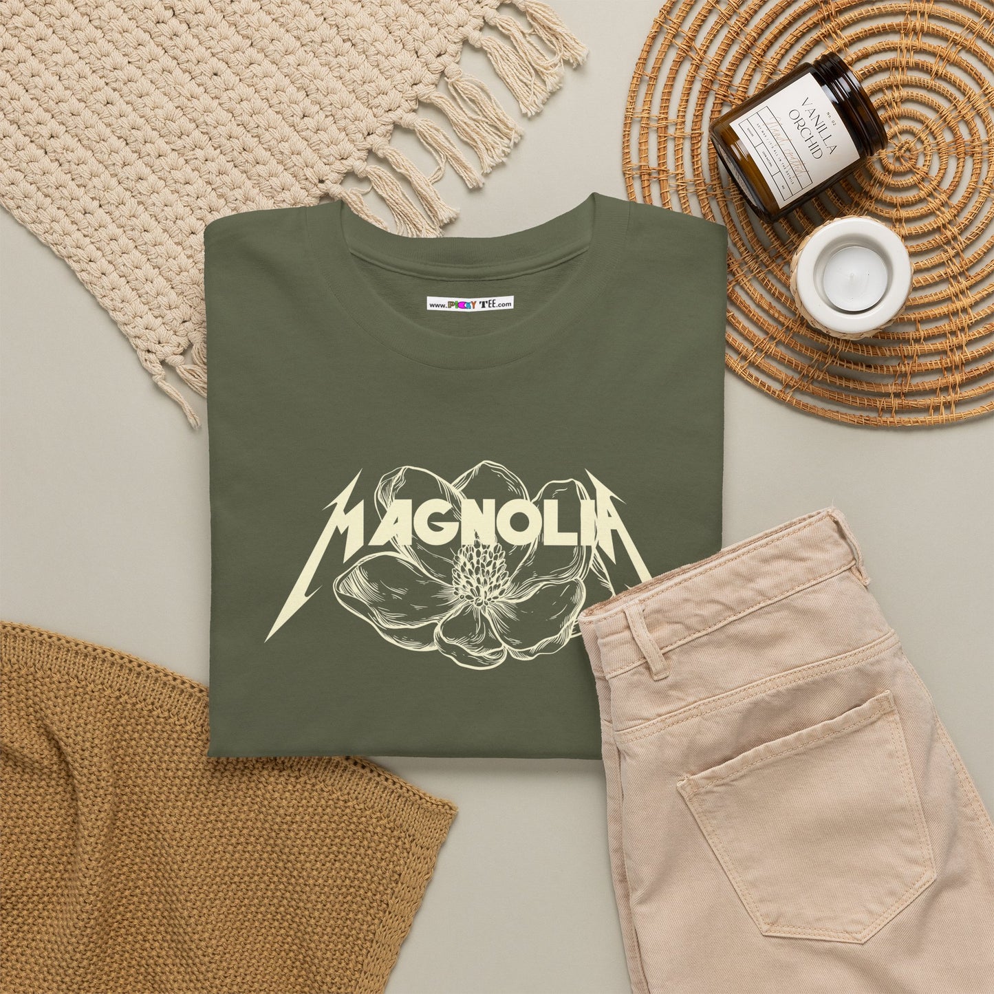 MagnoliA Unisex Heavy Cotton Tee