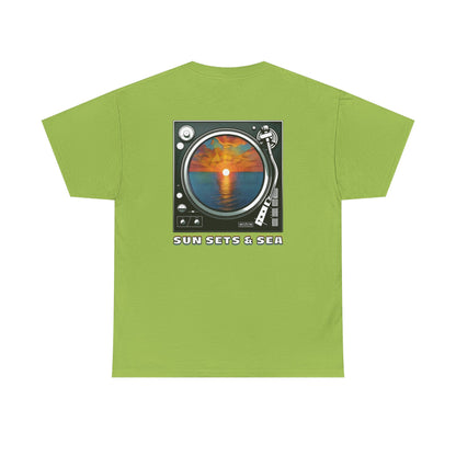 SUN SETS & SEA Unisex Heavy Cotton Tee