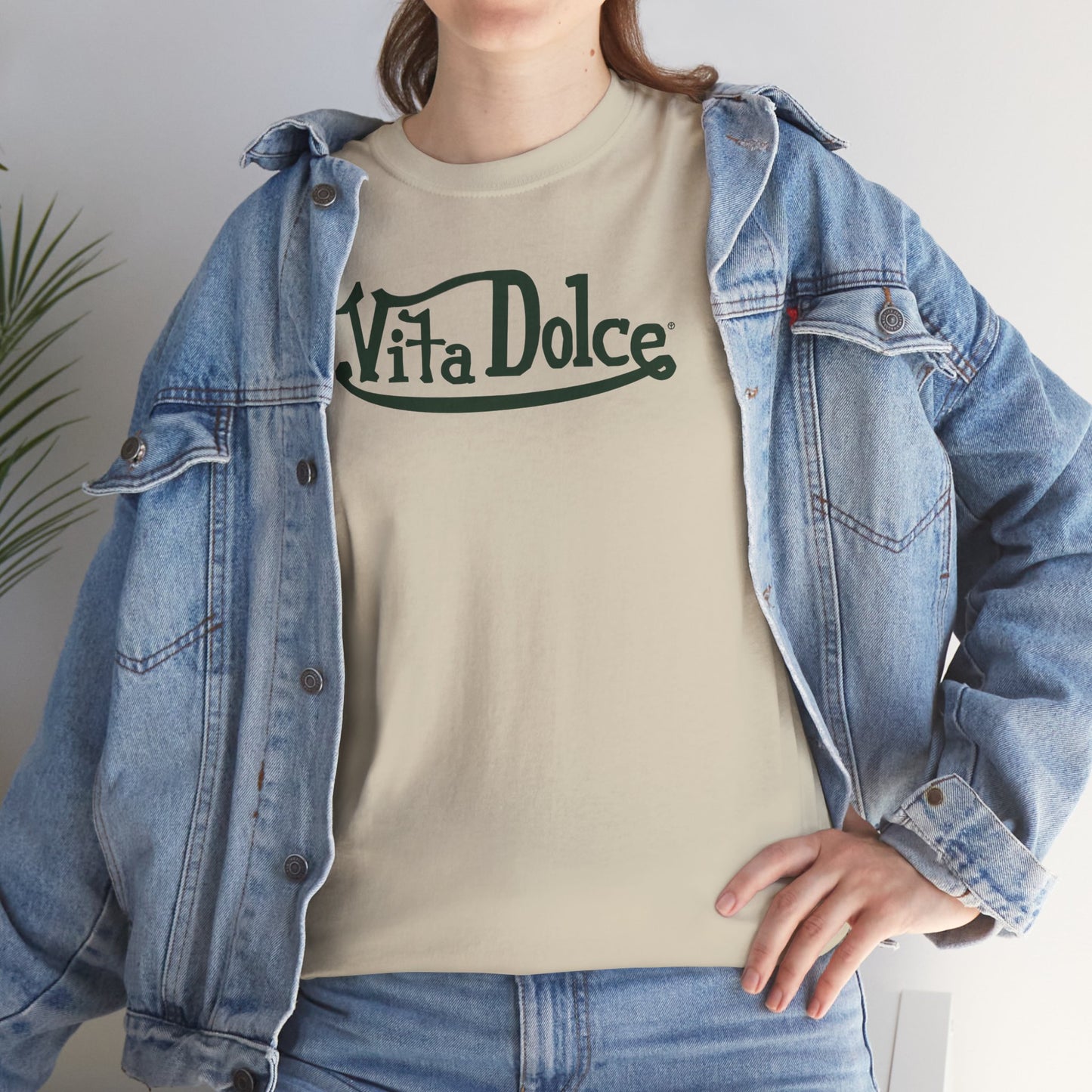 Vita Dolce Unisex Heavy Cotton Tee