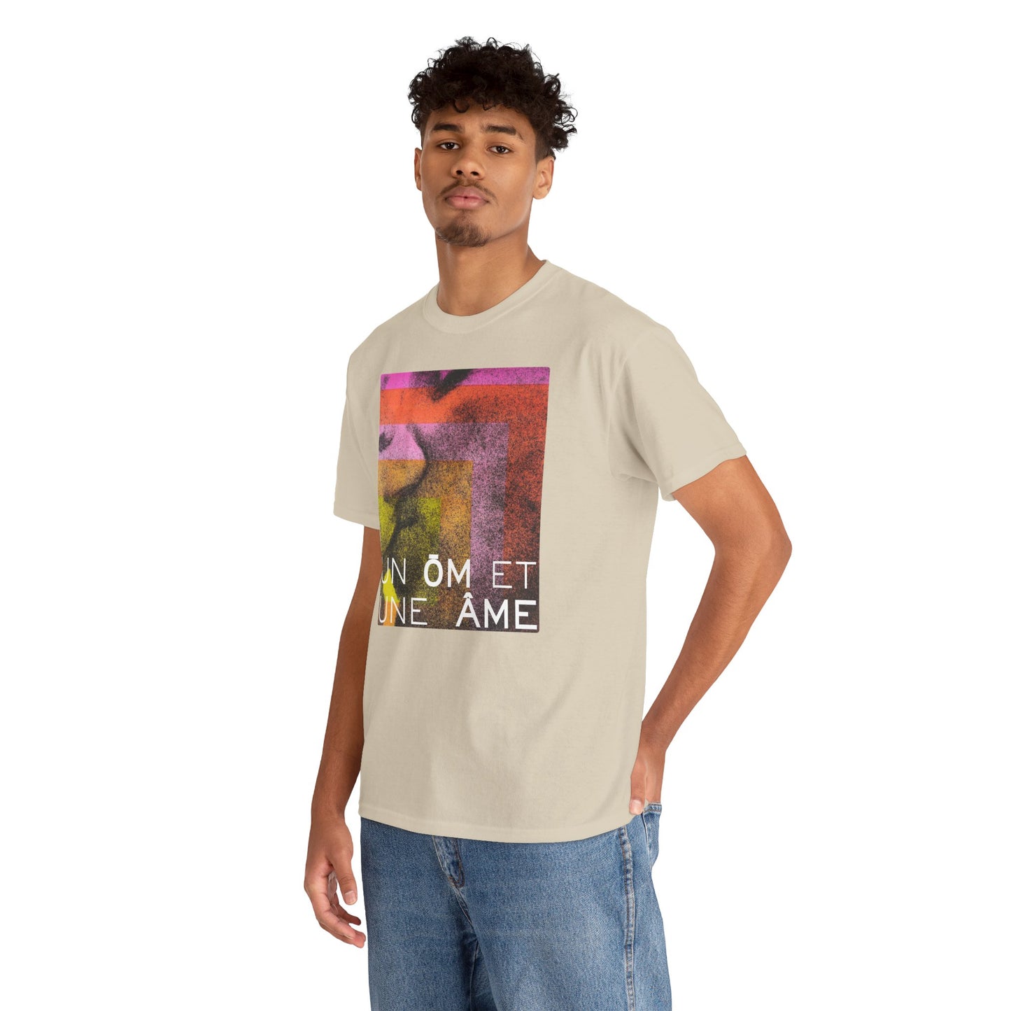 UN ŌM ET UNE ÂME Unisex Heavy Cotton Tee