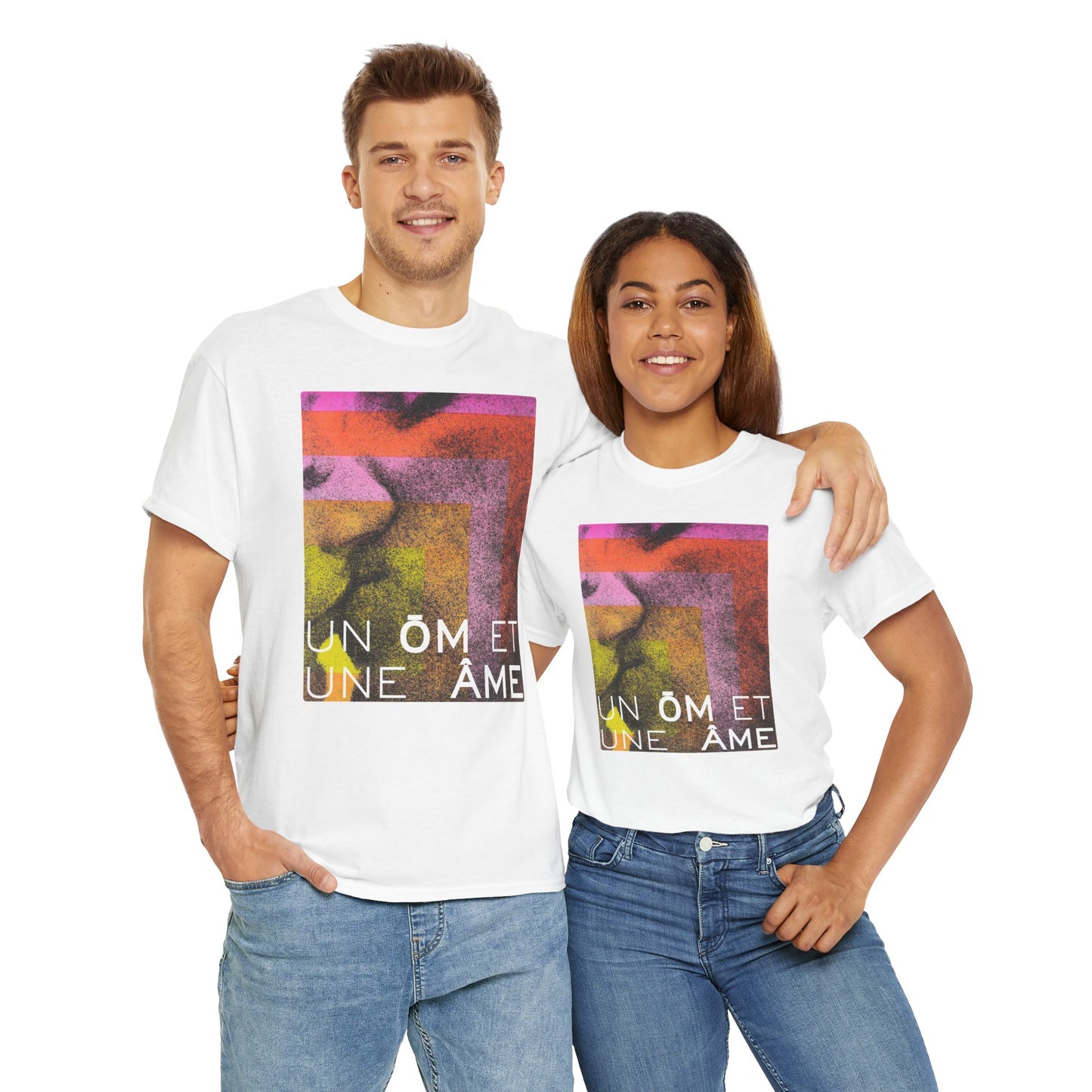 UN ŌM ET UNE ÂME Unisex Heavy Cotton Tee