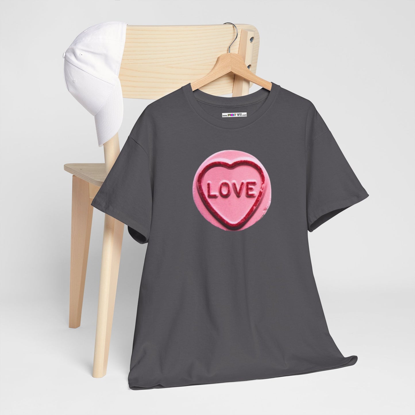SWEETHEARTLOVE Unisex Heavy Cotton Tee