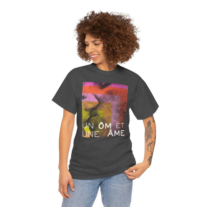 UN ŌM ET UNE ÂME Unisex Heavy Cotton Tee