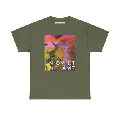 UN ŌM ET UNE ÂME Unisex Heavy Cotton Tee