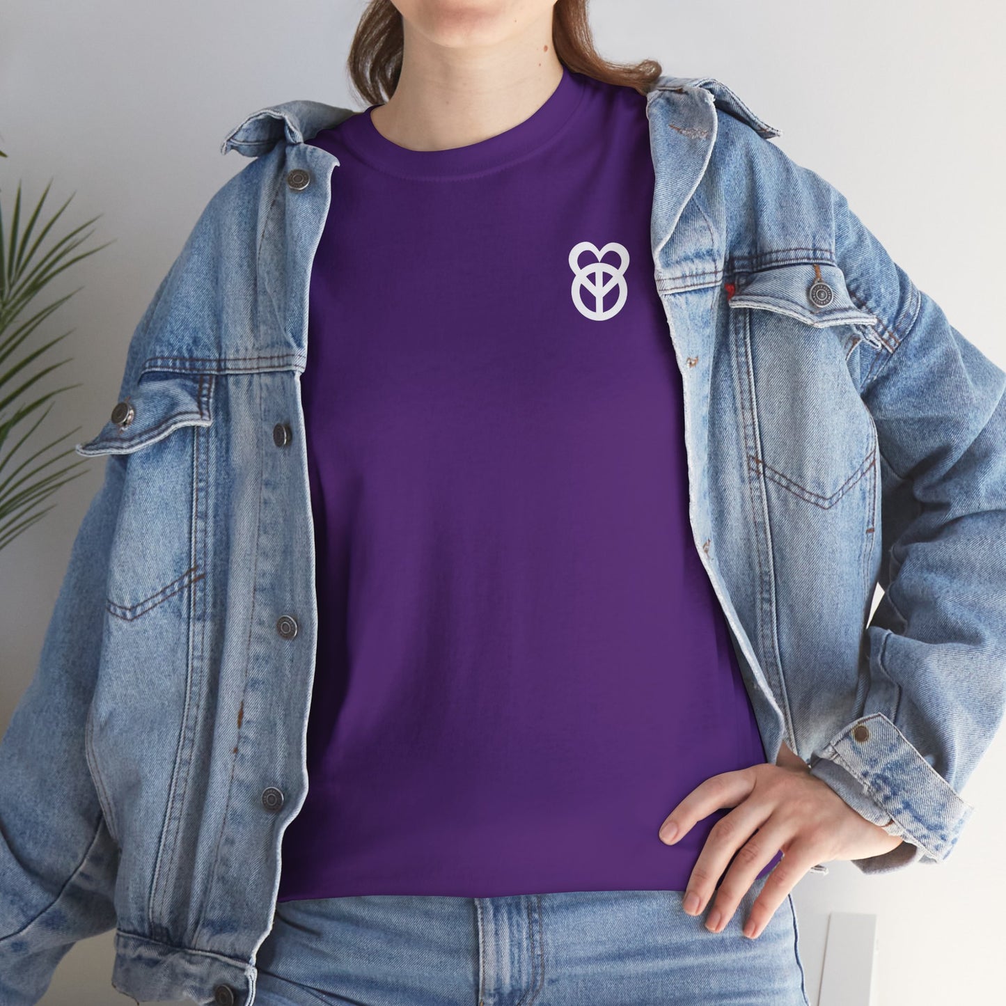 KEEP PEACE AND LOVE ON Unisex Heavy Cotton Tee