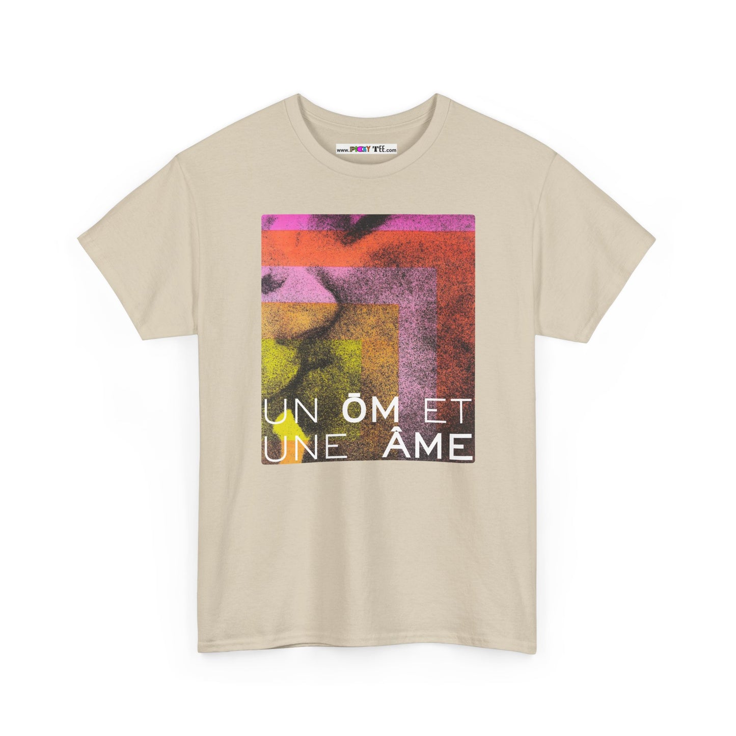 UN ŌM ET UNE ÂME Unisex Heavy Cotton Tee