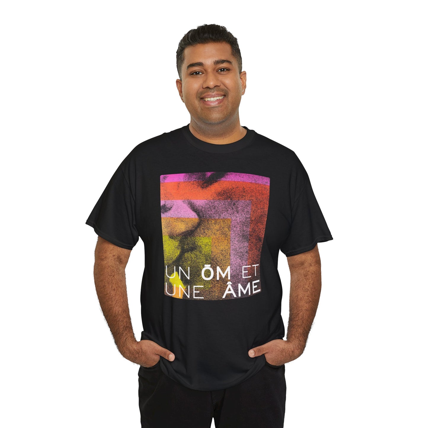 UN ŌM ET UNE ÂME Unisex Heavy Cotton Tee