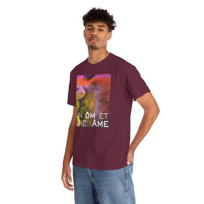 UN ŌM ET UNE ÂME Unisex Heavy Cotton Tee