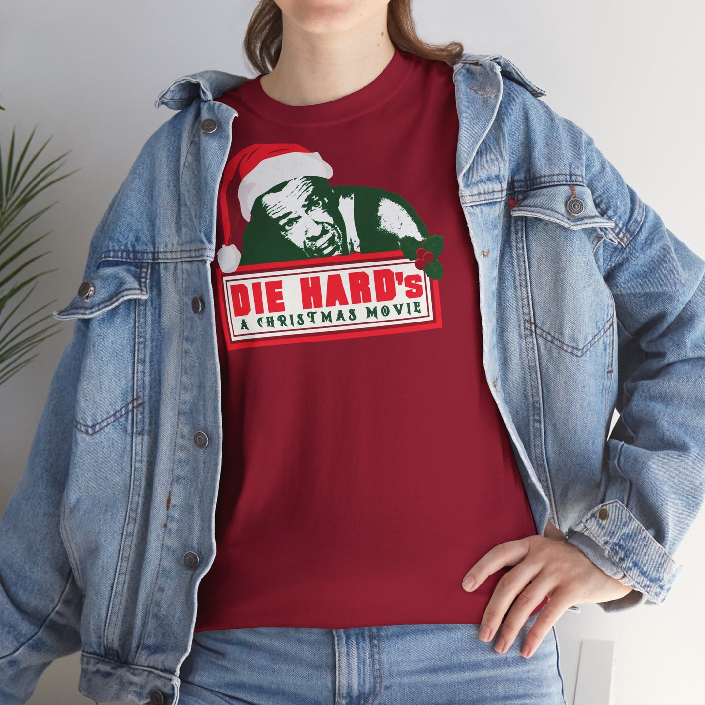DIE HARD'S A CHRISTMAS MOVIE  Unisex Heavy Cotton Tee