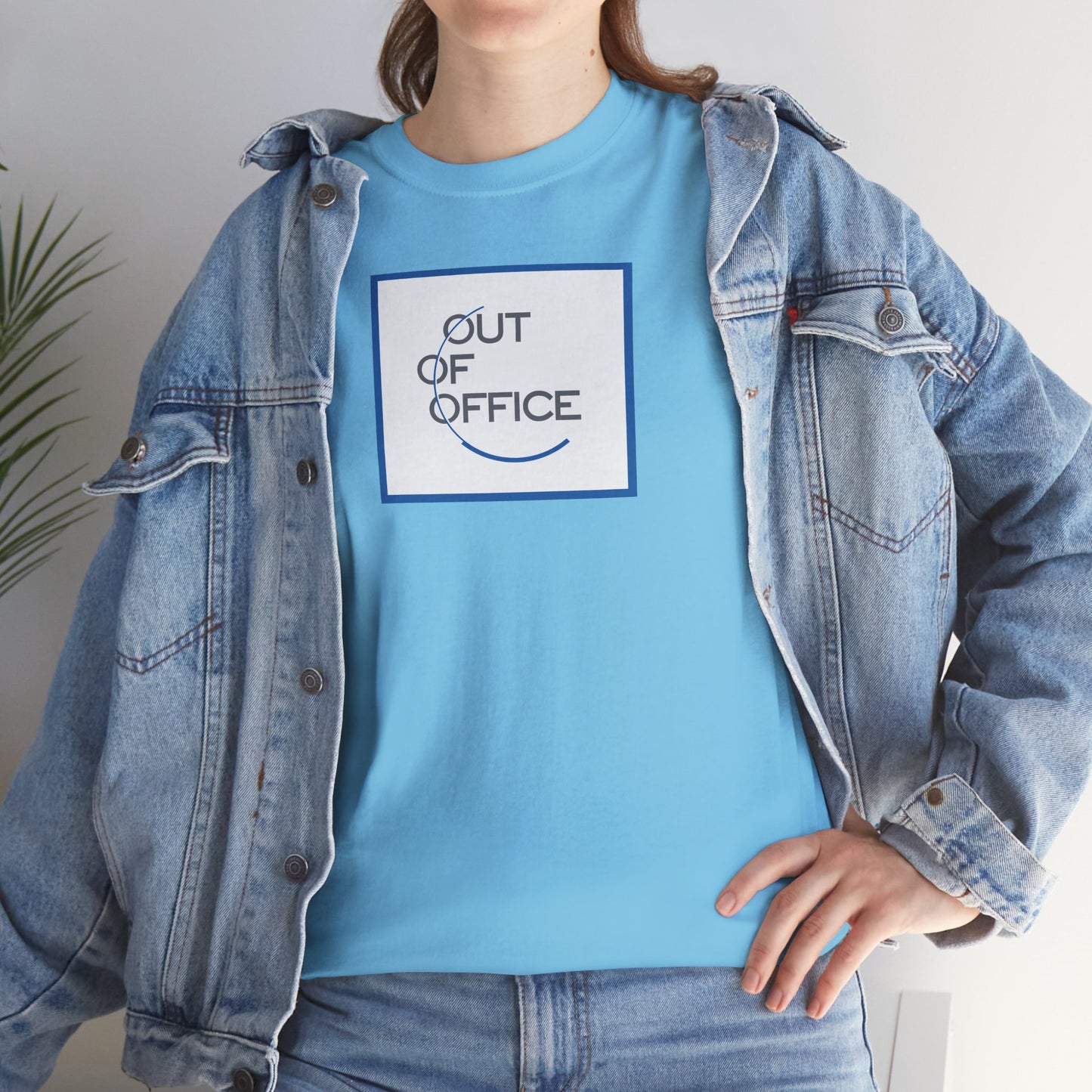 OUT OF OFFICE Unisex Heavy Cotton Tee