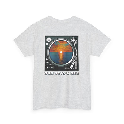 SUN SETS & SEA Unisex Heavy Cotton Tee