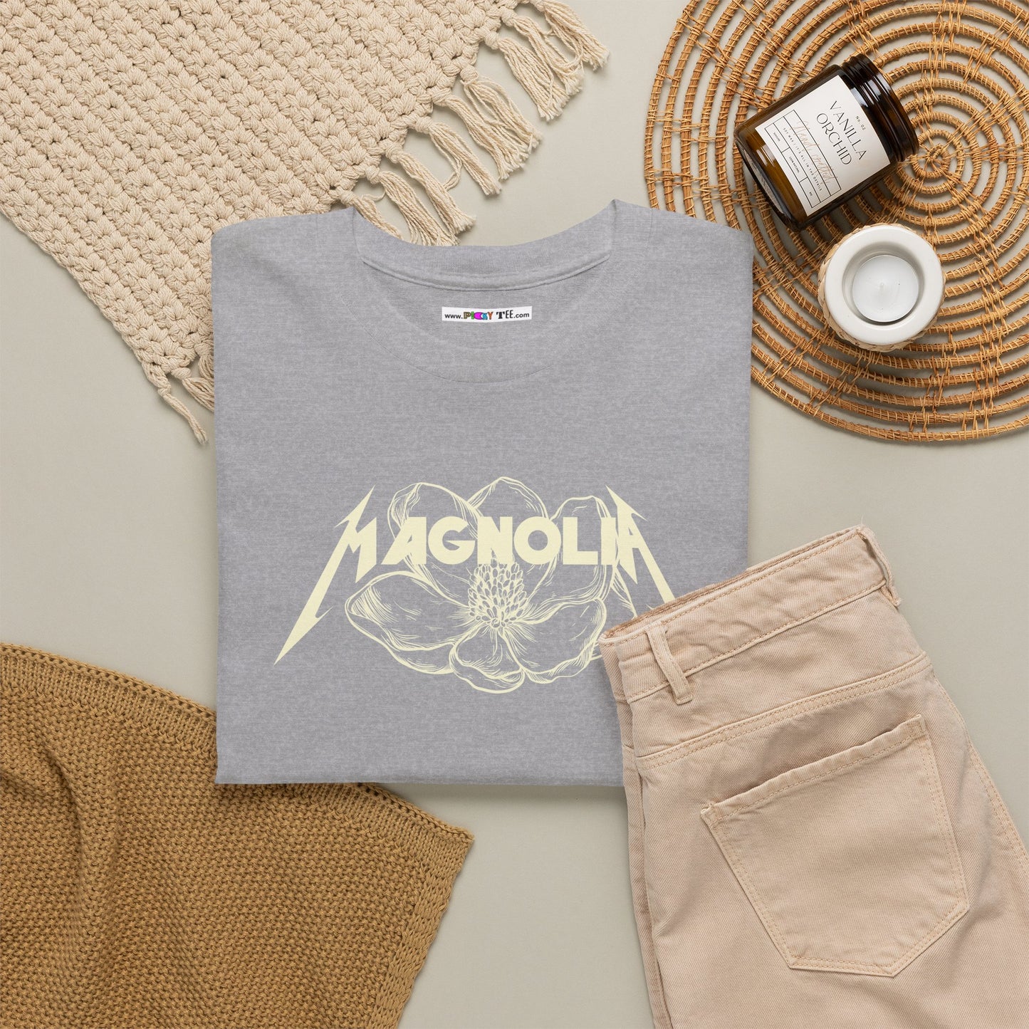 MagnoliA Unisex Heavy Cotton Tee