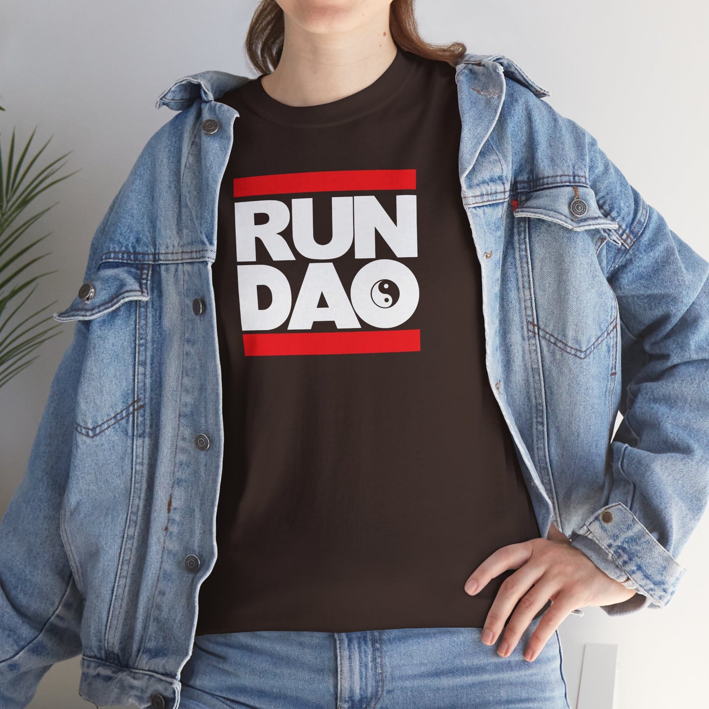 RUN DAO Unisex Heavy Cotton Tee