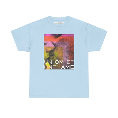 UN ŌM ET UNE ÂME Unisex Heavy Cotton Tee