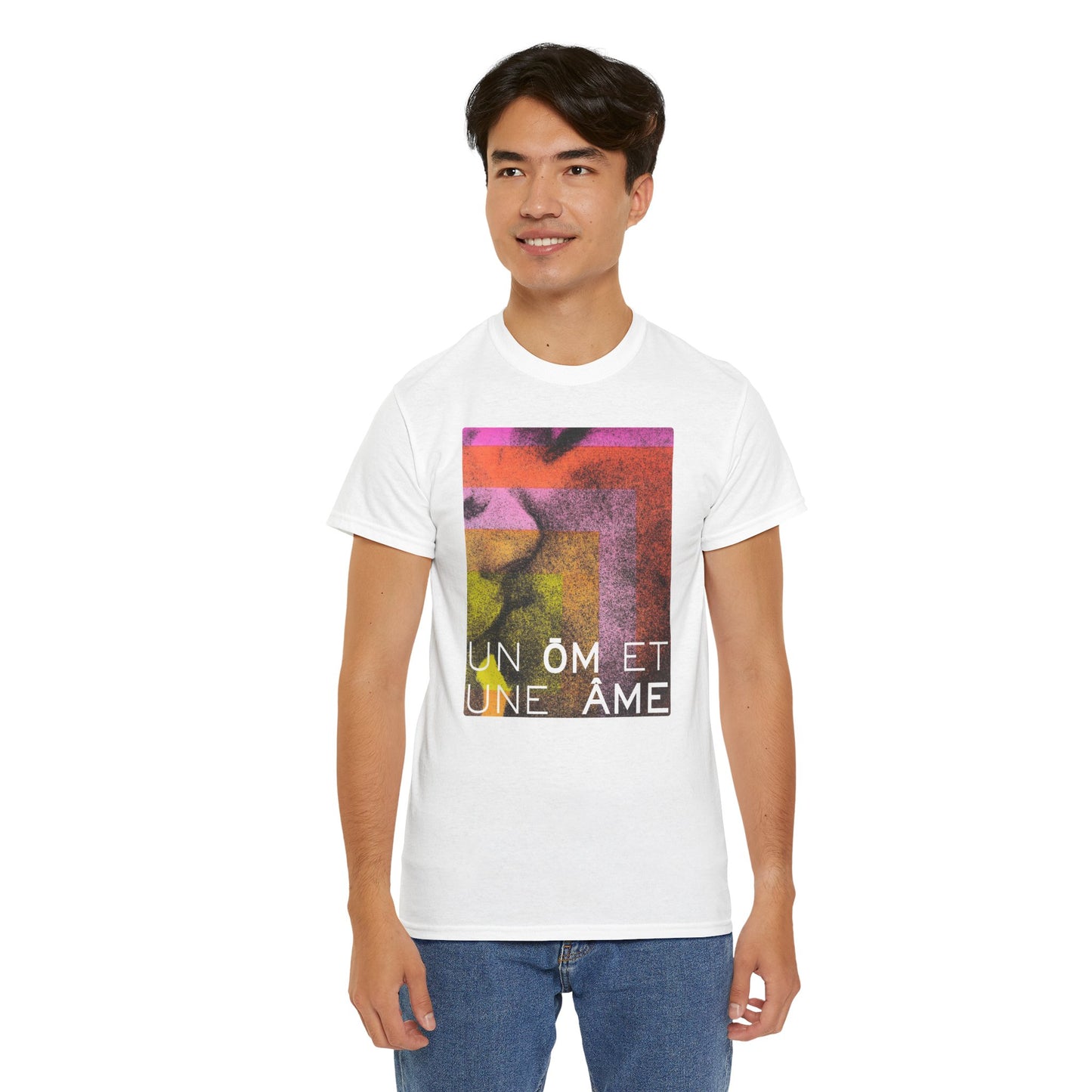 UN ŌM ET UNE ÂME Unisex Heavy Cotton Tee