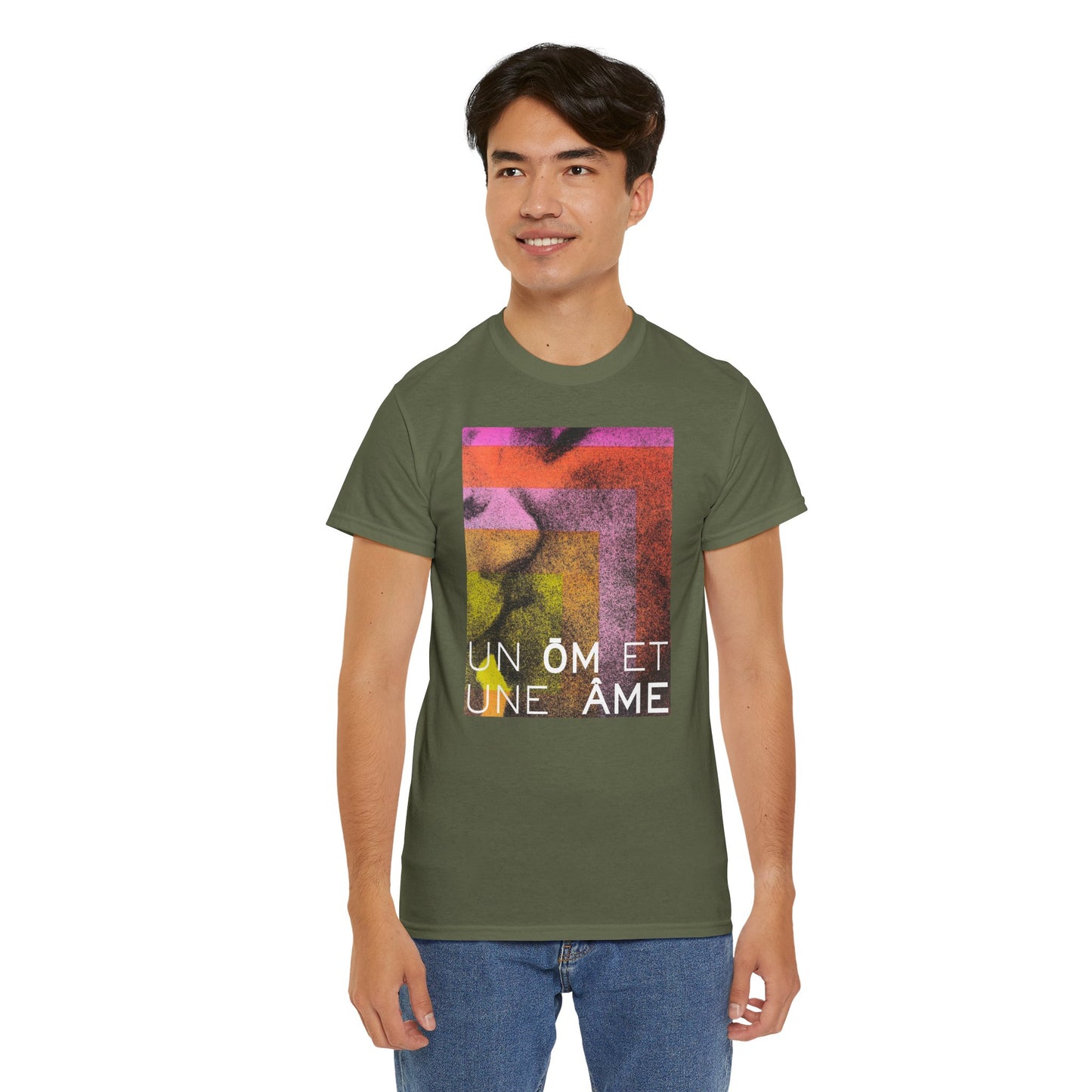 UN ŌM ET UNE ÂME Unisex Heavy Cotton Tee