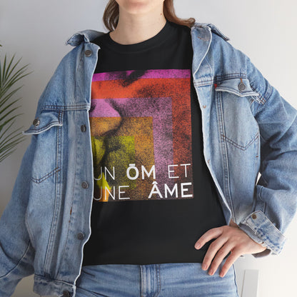 UN ŌM ET UNE ÂME Unisex Heavy Cotton Tee
