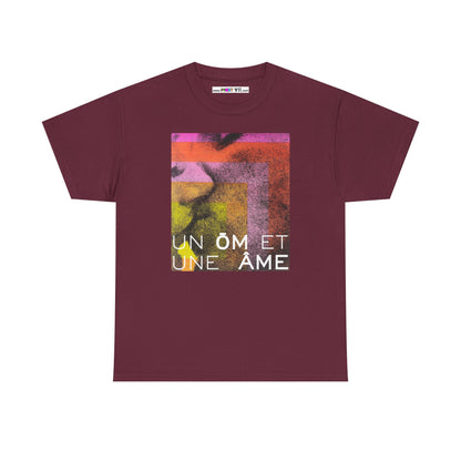 UN ŌM ET UNE ÂME Unisex Heavy Cotton Tee