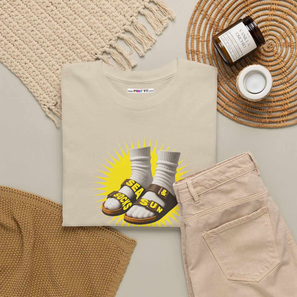 SEA SOCKS & SUN Unisex Heavy Cotton Tee