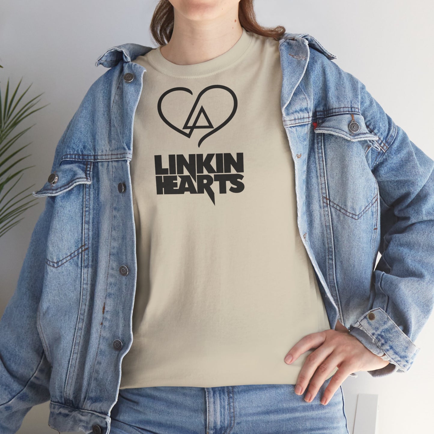 LINKIN HEARTS Unisex Heavy Cotton Tee