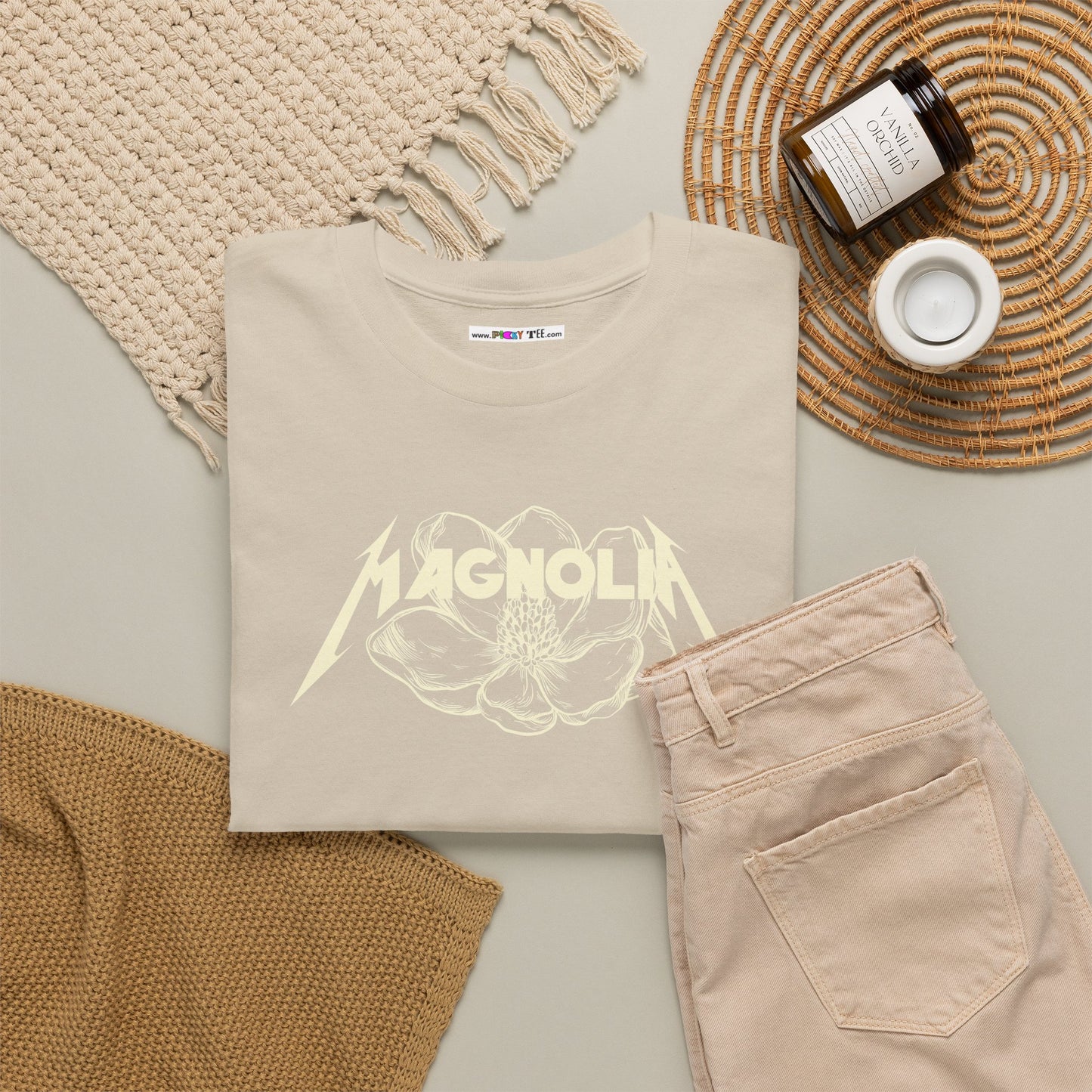 MagnoliA Unisex Heavy Cotton Tee