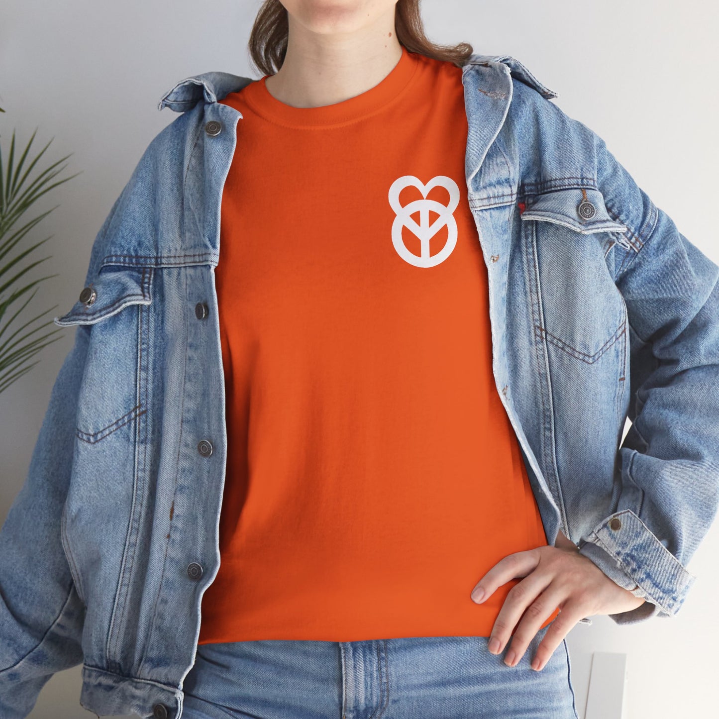 KEEP PEACE AND LOVE ON Unisex Heavy Cotton Tee