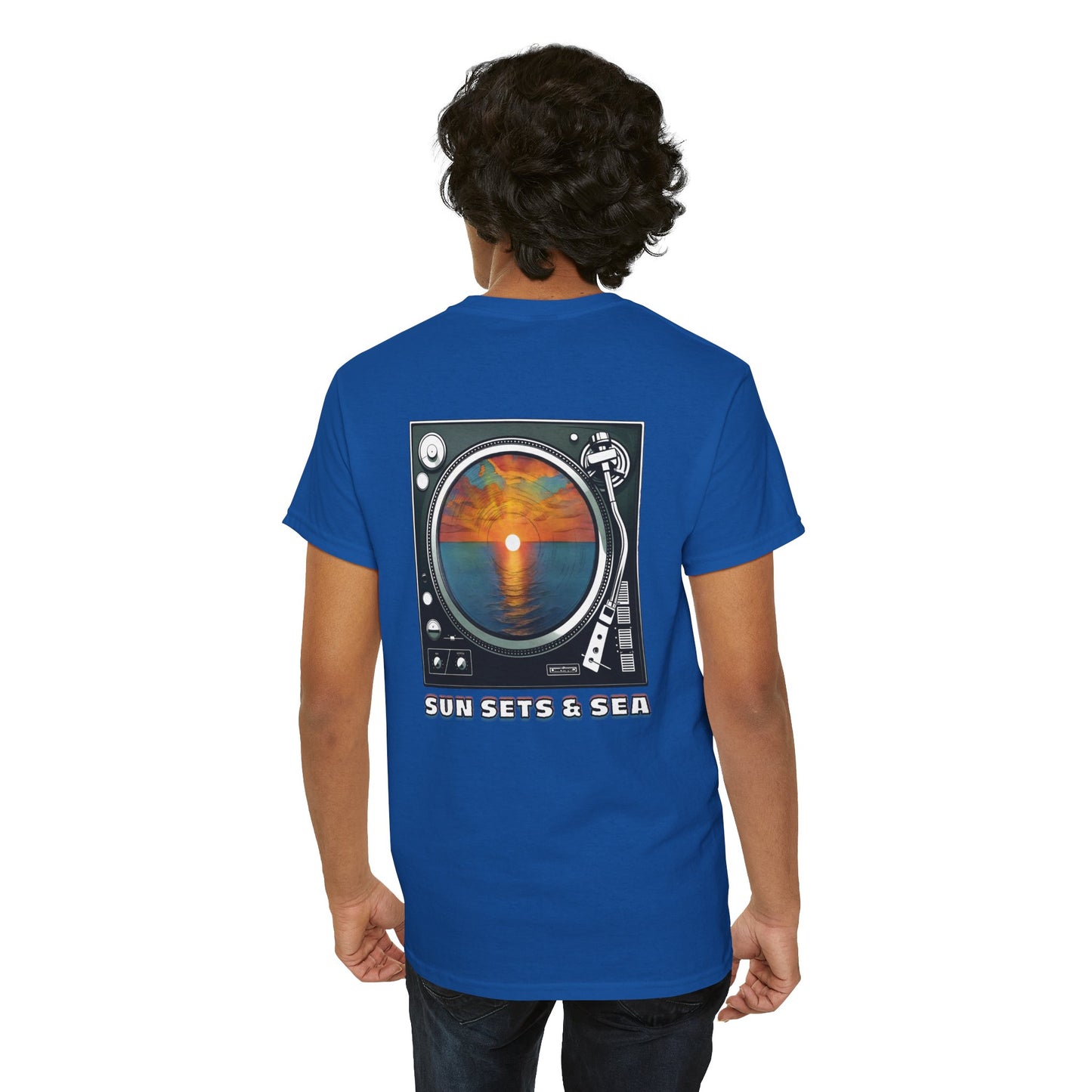 SUN SETS & SEA Unisex Heavy Cotton Tee