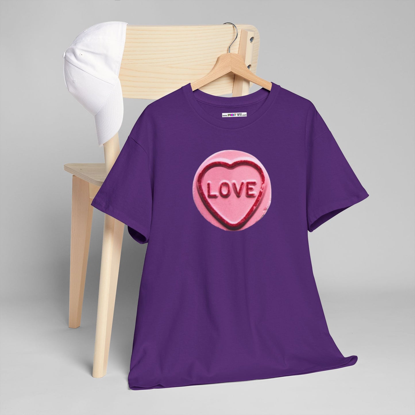 SWEETHEARTLOVE Unisex Heavy Cotton Tee