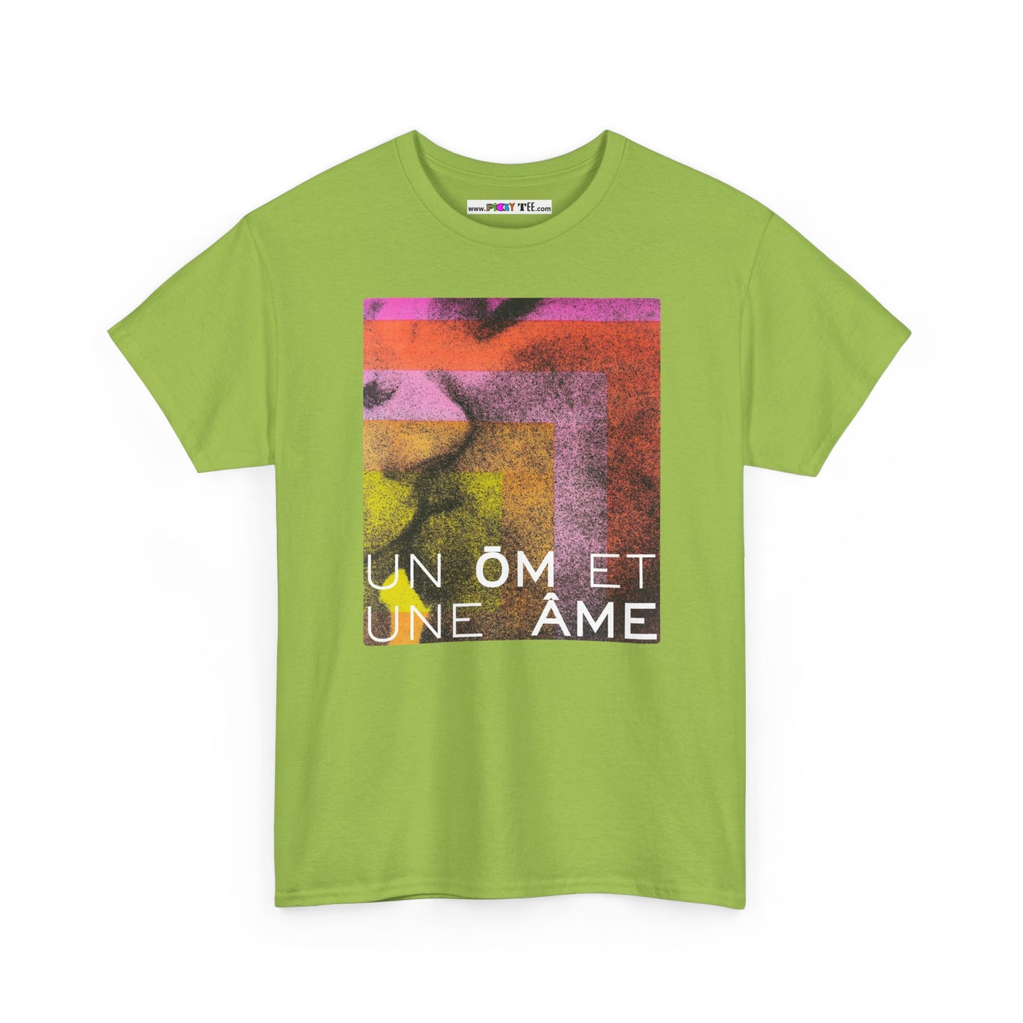 UN ŌM ET UNE ÂME Unisex Heavy Cotton Tee