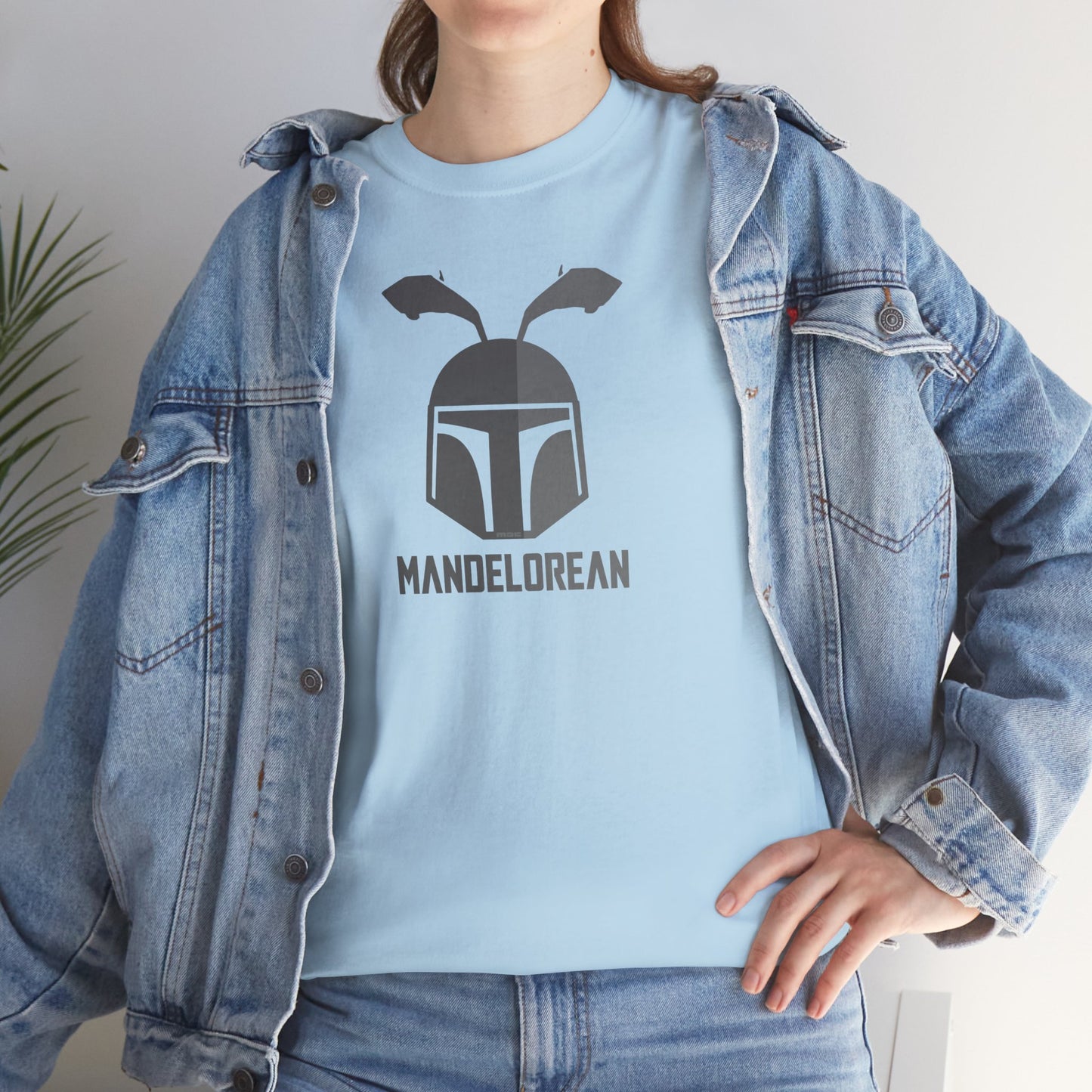 MANDELOREAN Unisex Heavy Cotton Tee