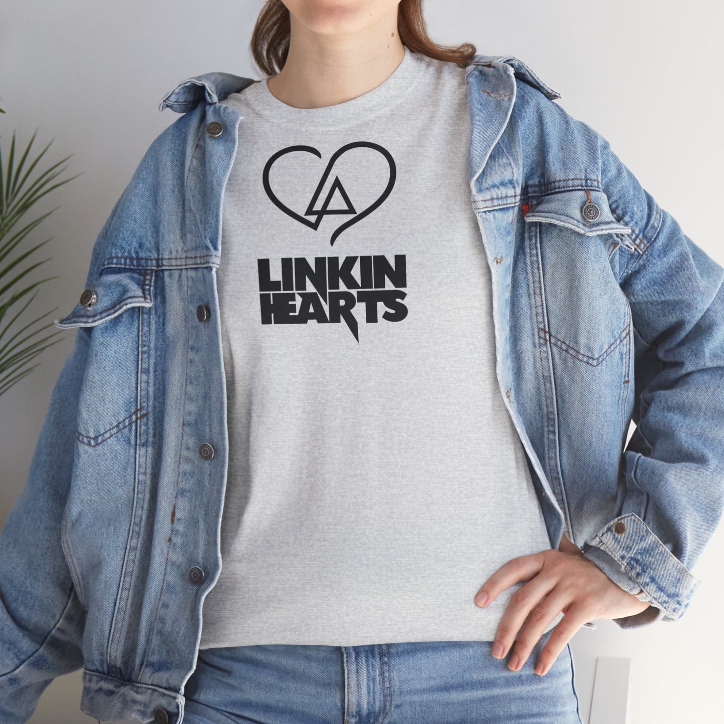 LINKIN HEARTS Unisex Heavy Cotton Tee
