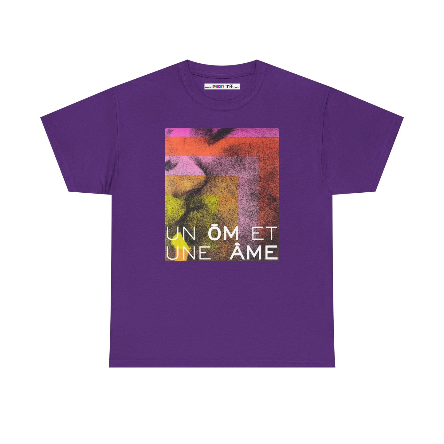 UN ŌM ET UNE ÂME Unisex Heavy Cotton Tee